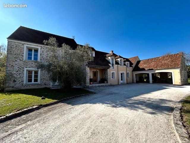 Propriété 10 pièces 400 m²