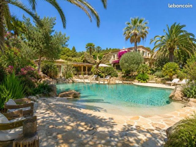Propriété 10 pièces 400 m²