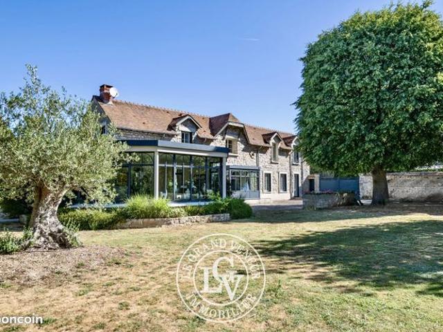 Propriété 10 pièces 414 m²