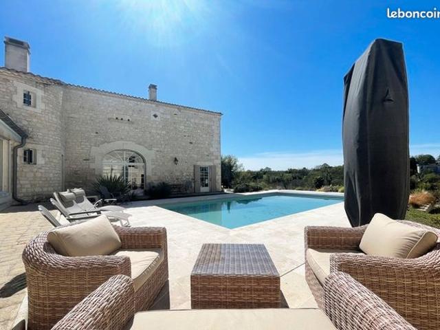 Propriété 10 pièces 420 m²
