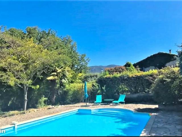 Propriété 10 pièces 427 m²
