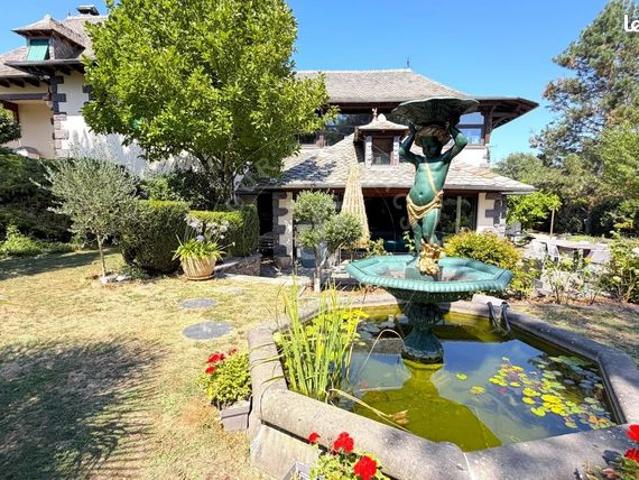 Propriété 10 pièces 429 m²
