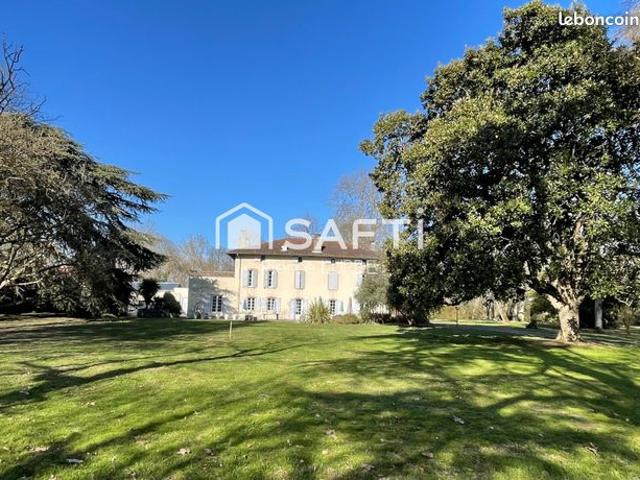 Propriété 10 pièces 520 m²