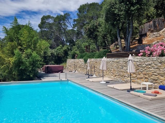 Propriété 10 pièces 8 chambres avec piscine à Lorgues… 236m² Lorgues