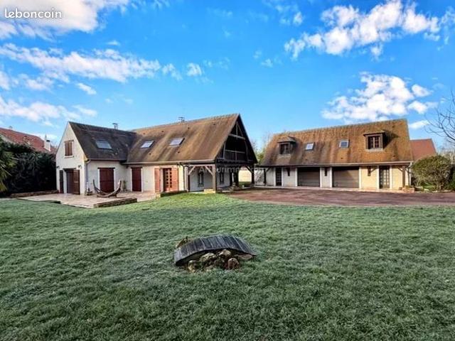 Propriété 11 pièces 160 m²