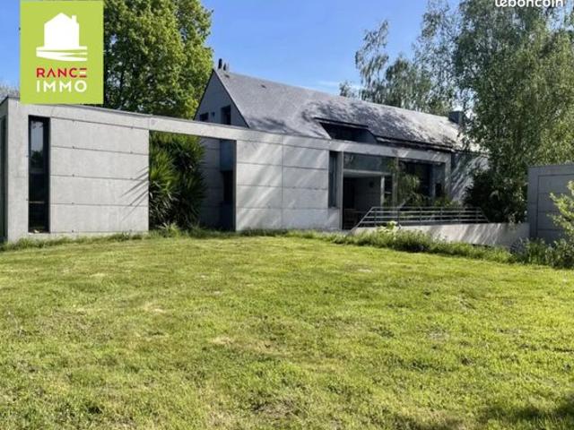Propriété 11 pièces 166 m²