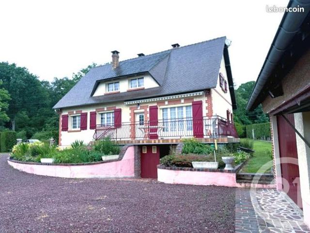 Propriété 11 pièces 174 m²