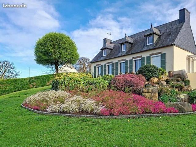Propriété 11 pièces 185 m²