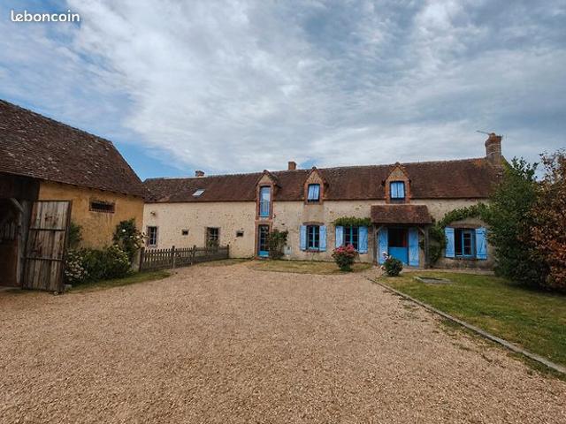 Propriété 11 pièces 243 m²
