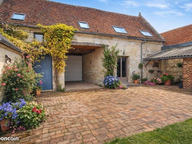Propriété 11 pièces 243 m²