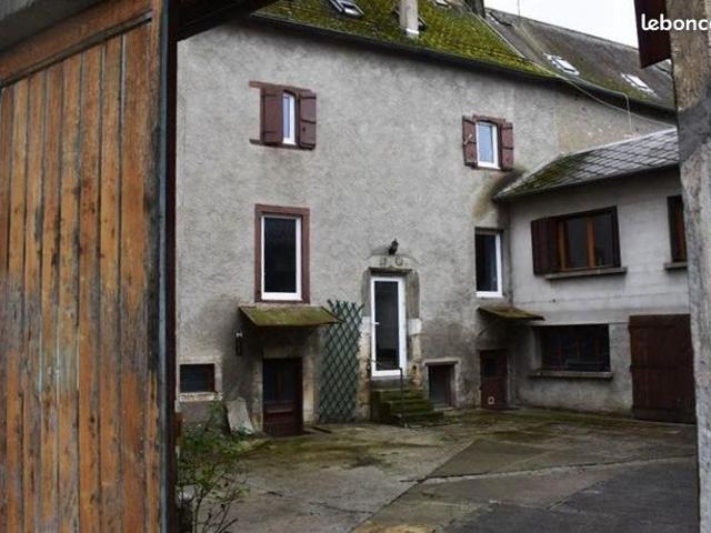 Propriété 11 pièces 240 m²