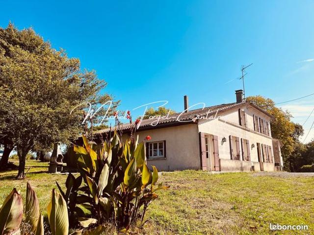 Propriété 11 pièces 245 m²