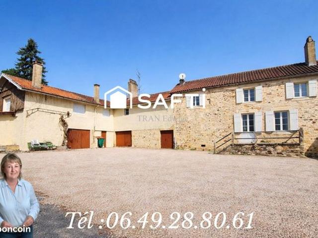 Propriété 11 pièces 245 m²