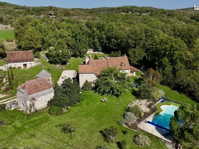 Propriété 11 pièces 250 m²