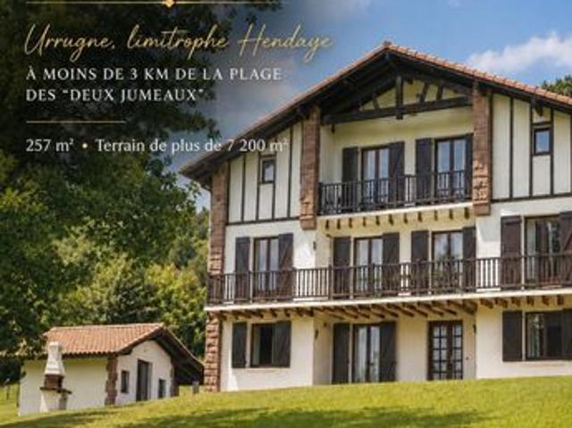 Propriété 11 pièces 257 m²