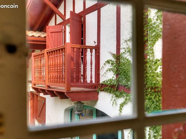 Propriété 11 pièces 261 m²