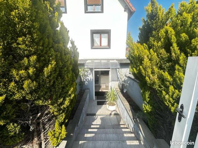 Propriété 11 pièces 262 m²