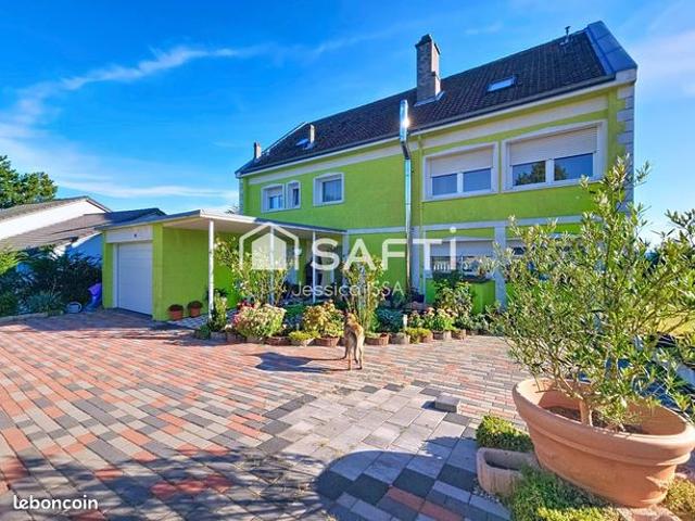 Propriété 11 pièces 265 m²