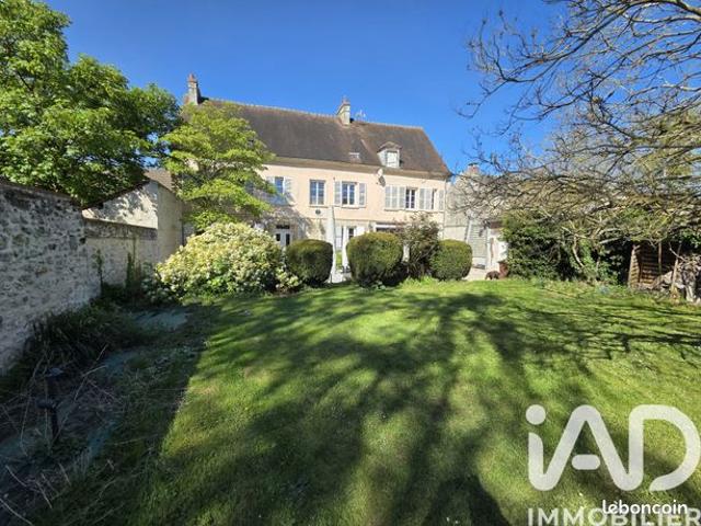 Propriété 11 pièces 266 m²