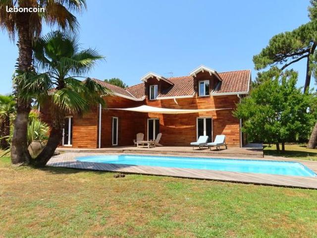 Propriété 11 pièces 270 m²