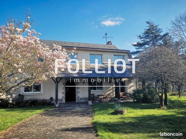Propriété 11 pièces 270 m²