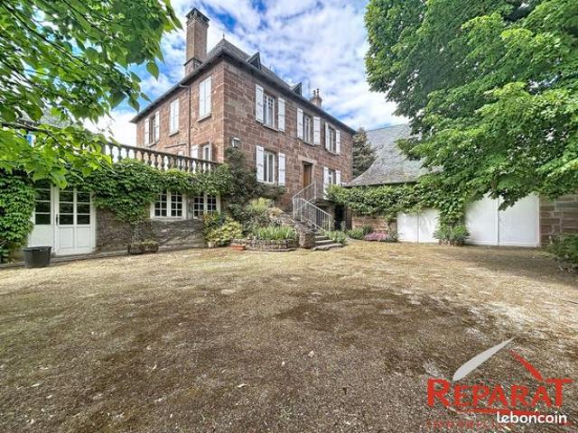 Propriété 11 pièces 274 m²