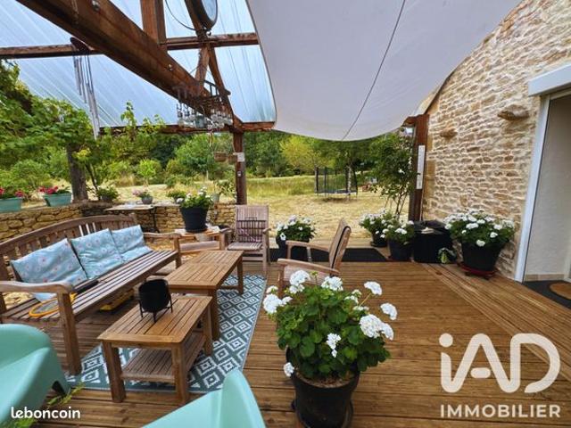 Propriété 11 pièces 275 m²