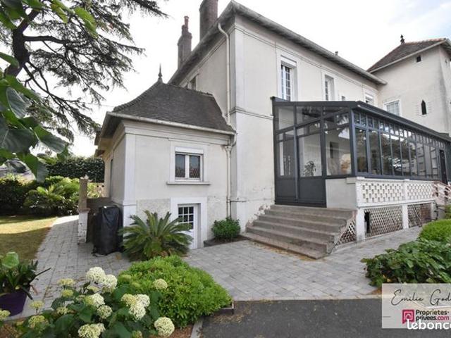 Propriété 11 pièces 278 m²