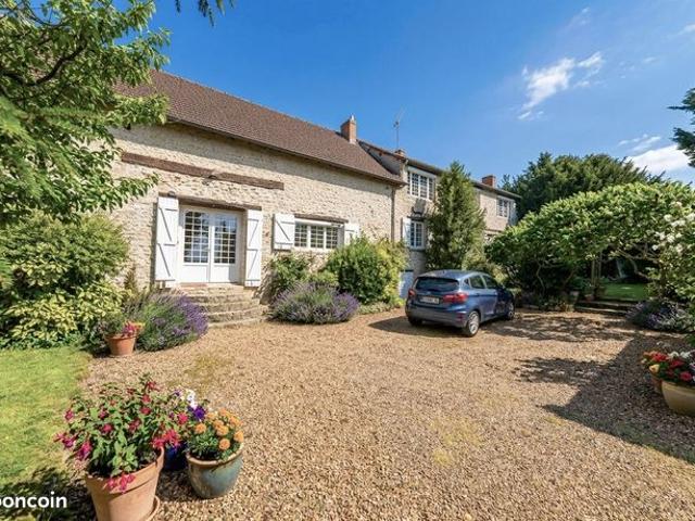 Propriété 11 pièces 280 m²