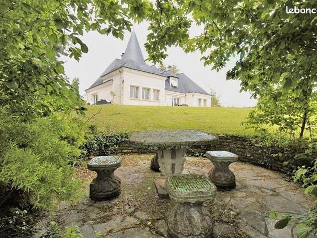 Propriété 11 pièces 282 m²