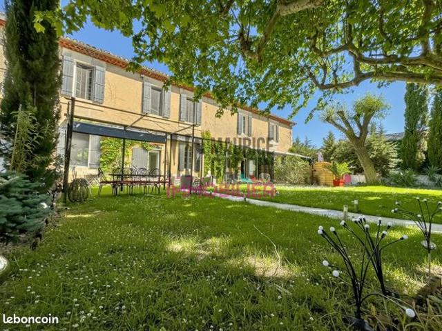Propriété 11 pièces 282 m²
