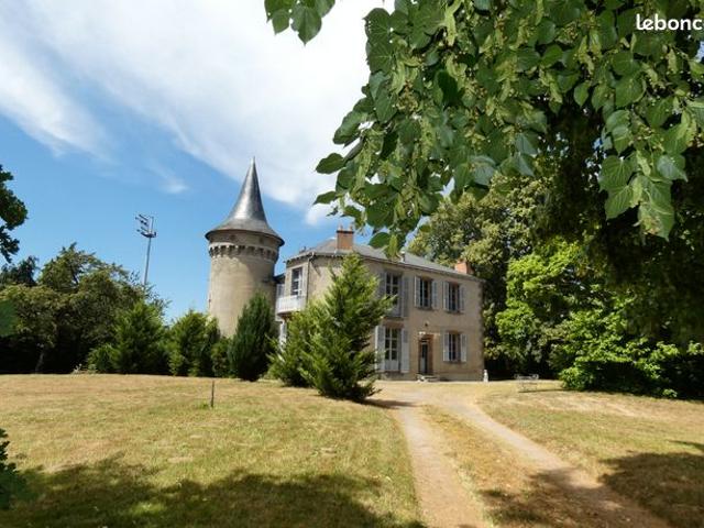 Propriété 11 pièces 291 m²