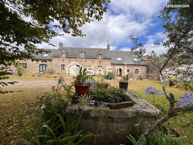 Propriété 11 pièces 211 m²