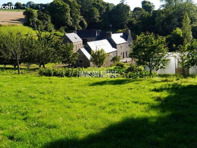 Propriété 11 pièces 215 m²