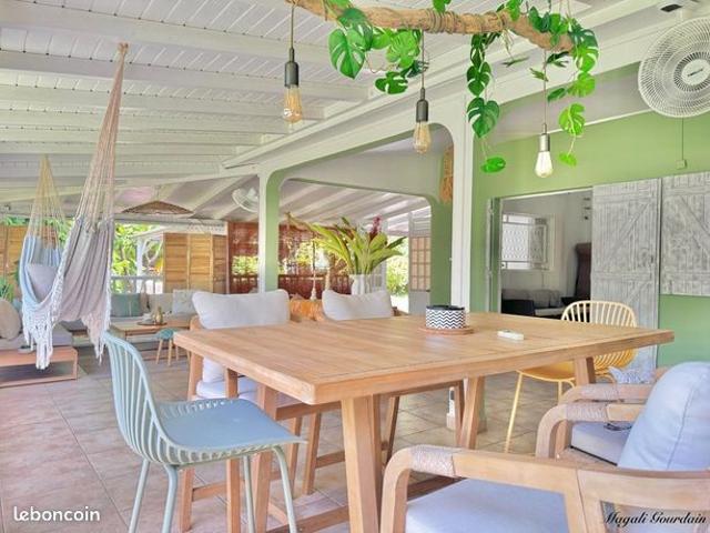 Propriété 11 pièces 232 m²