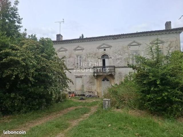 Propriété 11 pièces 360 m²