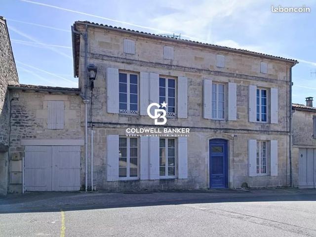 Propriété 11 pièces 362 m²