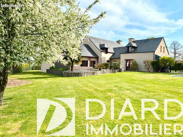 Propriété 11 pièces 365 m²