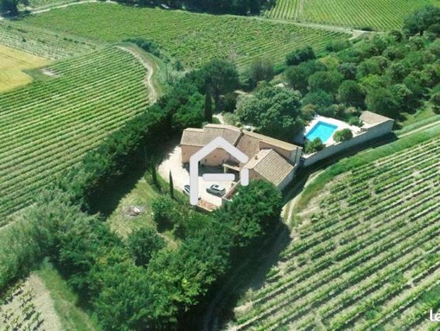 Propriété 11 pièces 368 m²
