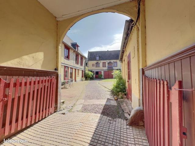 Propriété 11 pièces 390 m²