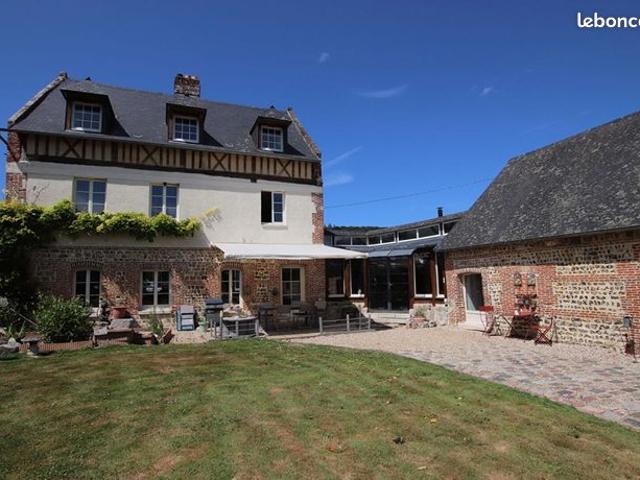 Propriété 11 pièces 397 m²