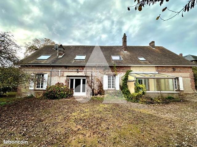 Propriété 11 pièces 300 m²