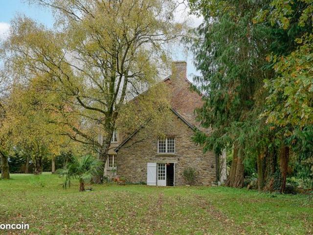 Propriété 11 pièces 307 m²