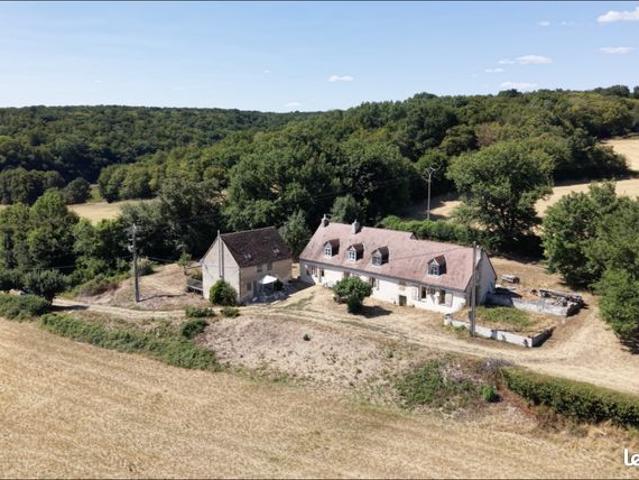 Propriété 11 pièces 304 m²