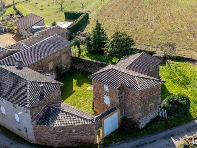 Propriété 11 pièces 304 m²