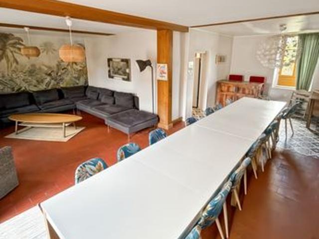 Propriété 11 pièces 308 m²