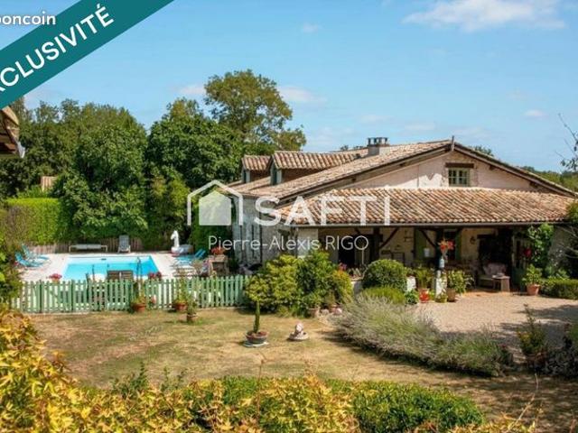 Propriété 11 pièces 313 m²