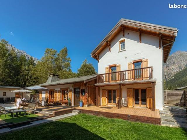Propriété 11 pièces 310 m²