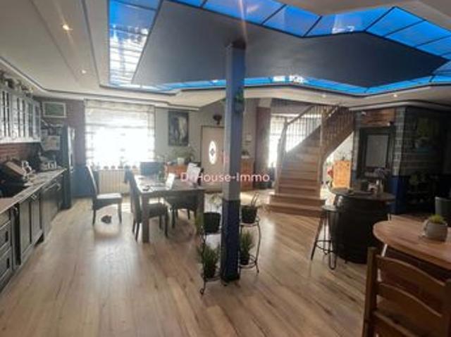 Propriété 11 pièces 315 m²