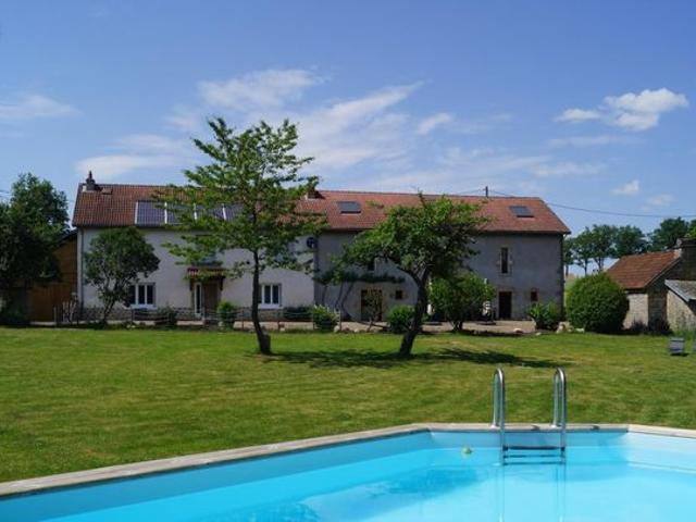 Propriété 11 pièces 316 m²
